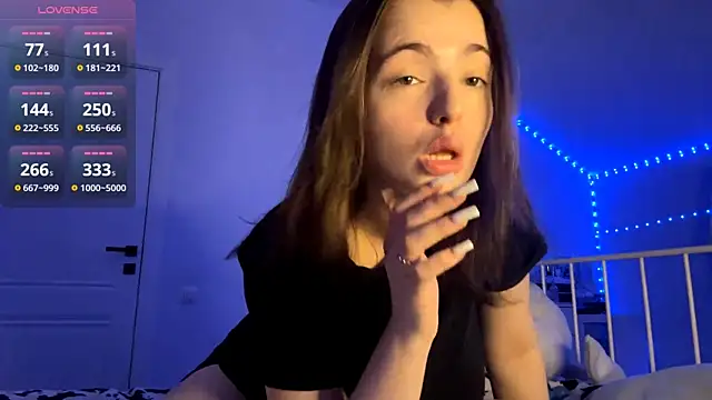 HoneyMist online show from January 2026 04:12:02 PM