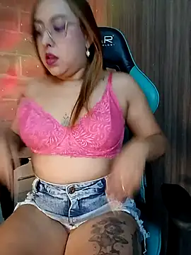 Tamara valentine online show from November 2025 04:39:02 PM