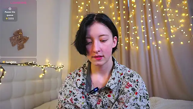 JuanaFriesz online show from January 2026 09:13:02 AM