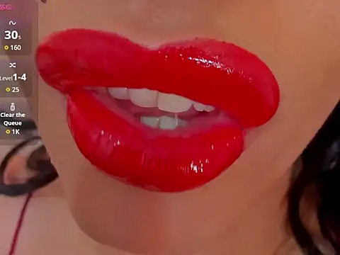 Snapshot of sweet_Elizabeth chatting on May 2026 12:54:02 PM sweet Elizabeth online show from May 2026 12:54:02 PM