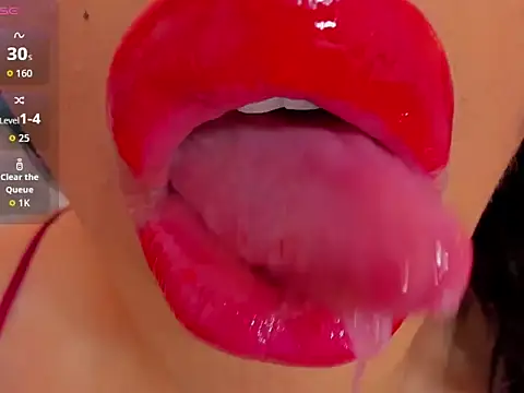 Snapshot of sweet_Elizabeth chatting on May 2026 12:45:02 PM sweet Elizabeth online show from May 2026 12:45:02 PM