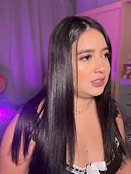 Emiily Moore1 online show from December 2025 12:51:01 AM