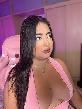 Snapshot of Emiily_Moore1 chatting on June 2026 12:55:01 AM Emiily Moore1 online show from June 2026 12:55:01 AM