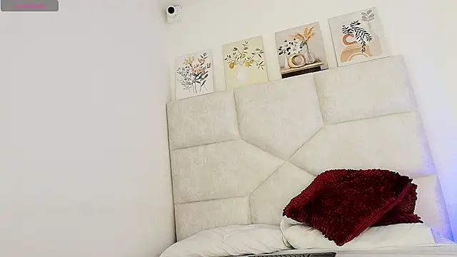 Snapshot of elizawiliamst chatting on May 2026 12:35:01 PM elizawiliamst online show from May 2026 12:35:01 PM