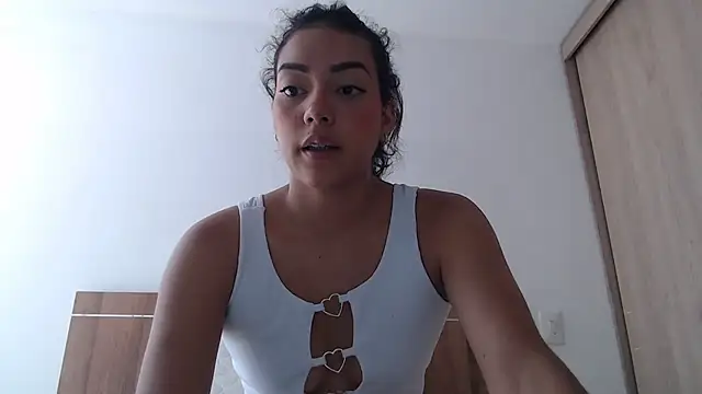 WendySuns  online show from October 2025 03:57:02 PM