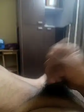 Snapshot of bobby3374 chatting on January 2026 05:39:01 PM bobby3374 online show from January 2026 05:39:01 PM