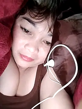 Lyly nuce online show from December 2025 03:32:02 PM