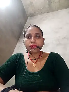Snapshot of Sandhya_x chatting on October 2025 10:47:01 AM Sandhya x online show from October 2025 10:47:01 AM