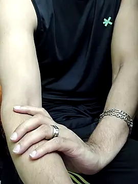 chocolate alone online show from October 2025 06:40:01 PM