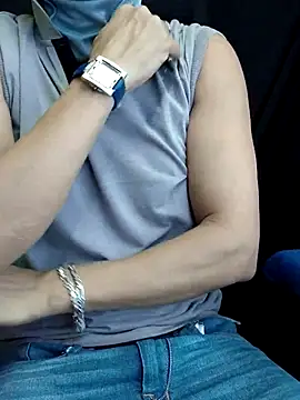 chocolate alone online show from October 2025 05:19:01 AM