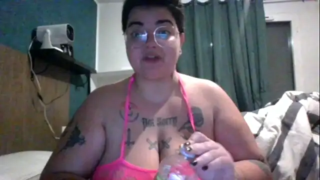 PirateXL online show from April 2026 11:24:02 PM