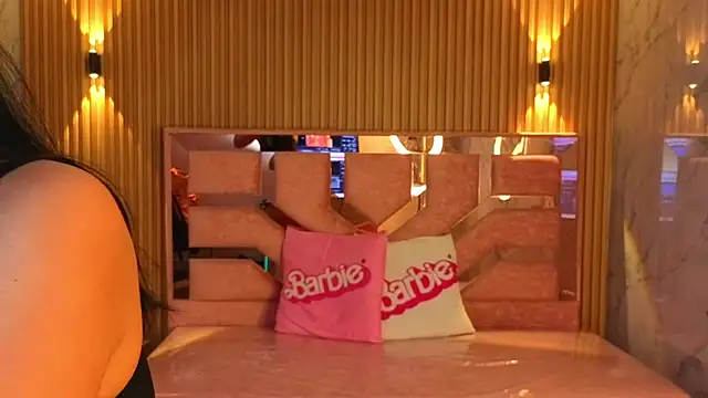 m eris s online show from October 2025 01:45:02 PM