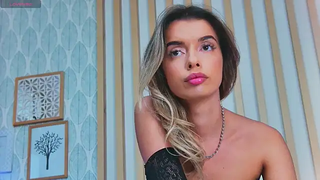 LollyShine online show from November 2025 05:38:01 PM