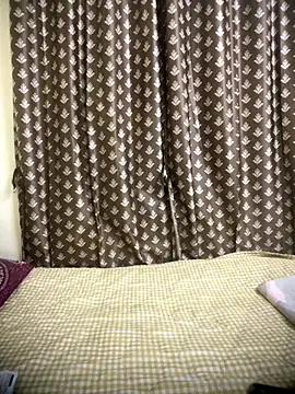 SIZZLER 1100 online show from November 2025 06:44:02 PM