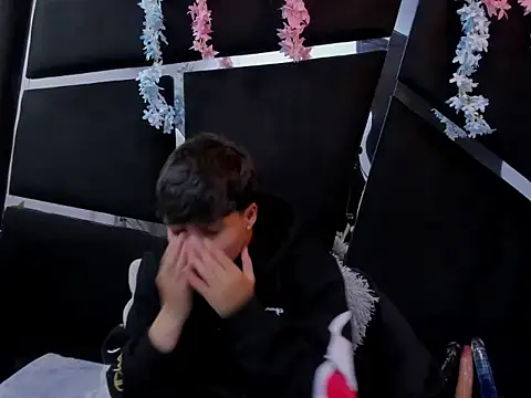 Bruno Cruzz online show from February 2026 02:27:02 AM