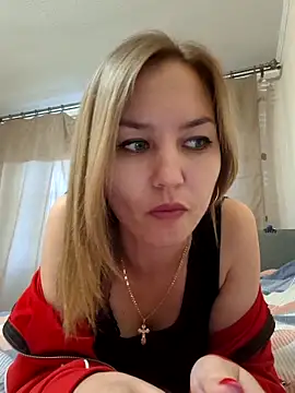 VeroLoverx online show from October 2025 01:39:02 PM