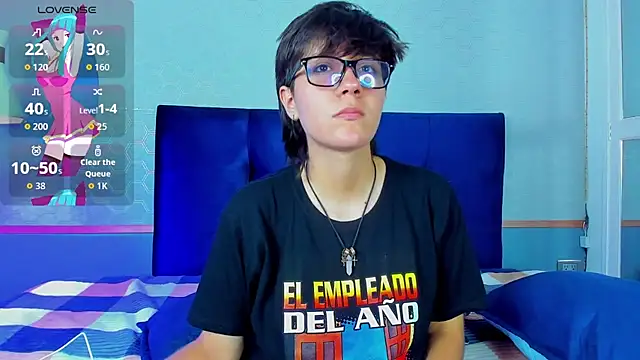 Tsuki Maru online show from November 2025 08:22:02 PM