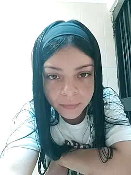 LunaJacobs online show from October 2025 04:41:01 PM