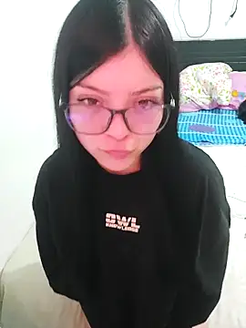 LunaJacobs online show from March 2026 10:05:02 PM