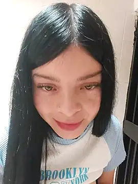 Snapshot of LunaJacobs chatting on May 2026 06:02:02 PM LunaJacobs online show from May 2026 06:02:02 PM