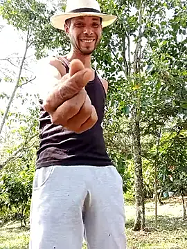 AlphaAlterX online show from April 2026 07:42:01 PM