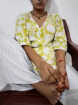 Snapshot of Student_girl2 chatting on October 2025 05:48:02 AM Student girl2 online show from October 2025 05:48:02 AM