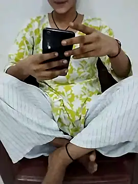 Snapshot of Student_girl2 chatting on October 2025 02:25:02 PM Student girl2 online show from October 2025 02:25:02 PM