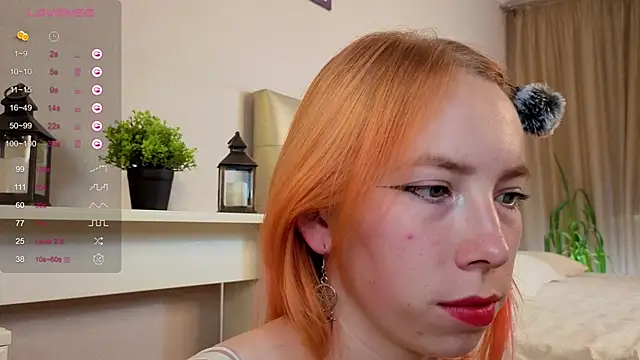 JuliannaWenger online show from September 2025 04:41:01 PM