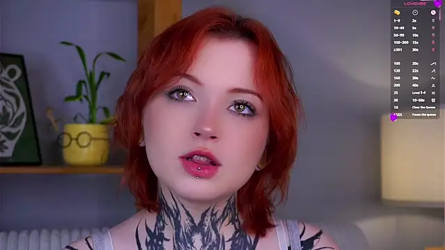 MarnaHarbor online show from October 2025 01:44:01 PM