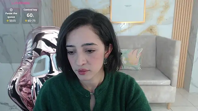 sara lopez s online show from November 2025 01:21:02 PM