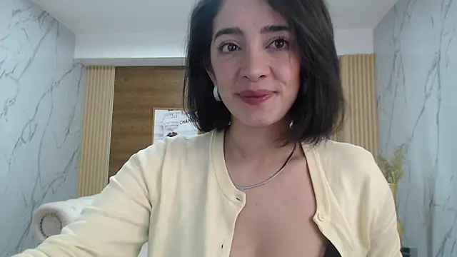 sara lopez s online show from March 2026 01:49:02 PM