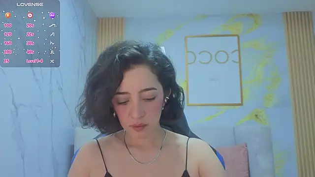 Snapshot of sara_lopez_s chatting on May 2026 01:27:01 PM sara lopez s online show from May 2026 01:27:01 PM