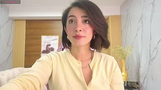 Snapshot of sara_lopez_s chatting on May 2026 01:41:02 PM sara lopez s online show from May 2026 01:41:02 PM