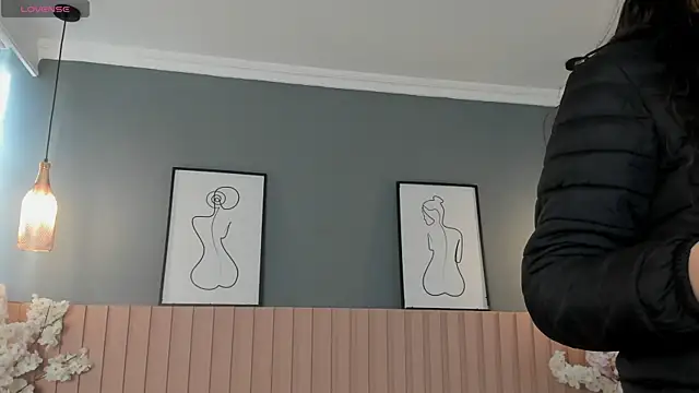 Snapshot of Mila_Hank_ chatting on February 2026 12:04:02 PM Mila Hank online show from February 2026 12:04:02 PM