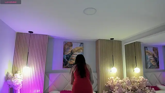 Snapshot of Mila_Hank_ chatting on April 2026 12:05:02 PM Mila Hank online show from April 2026 12:05:02 PM