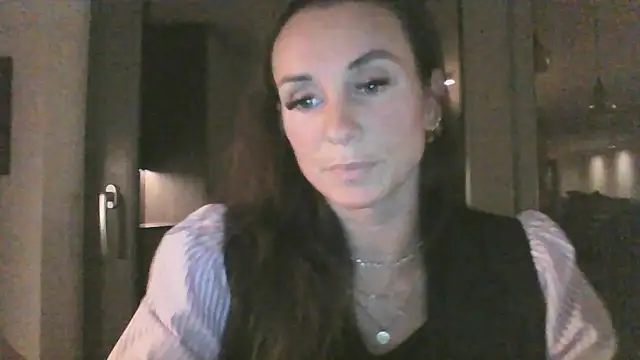 Justnani001 online show from October 2025 07:22:02 PM