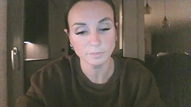 Justnani001 online show from October 2025 08:06:02 PM