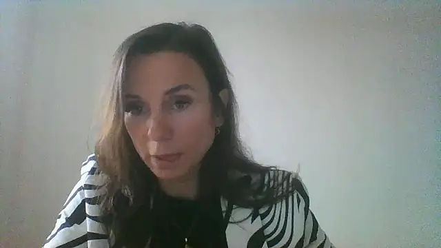 Justnani001 online show from February 2026 12:03:01 PM