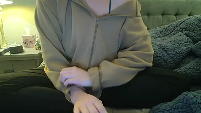 ariawoods online show from December 2024 11:28:02 PM