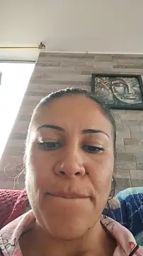 KittyHoleshot87 online show from November 2025 03:45:02 PM