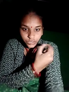 Snapshot of Idhika_Jha chatting on November 2025 01:12:02 PM Idhika Jha online show from November 2025 01:12:02 PM