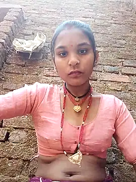 Snapshot of Idhika_Jha chatting on December 2025 07:35:01 AM Idhika Jha online show from December 2025 07:35:01 AM