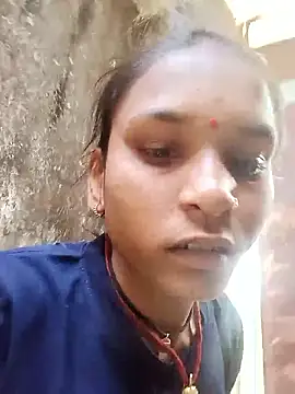 Snapshot of Idhika_Jha chatting on December 2025 09:25:01 AM Idhika Jha online show from December 2025 09:25:01 AM