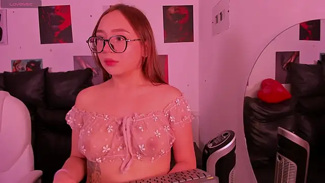 koraline 333 online show from April 2026 01:33:02 PM