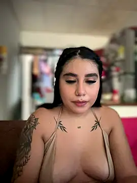 Snapshot of Sophie_Dreamss chatting on October 2025 08:09:01 PM Sophie Dreamss online show from October 2025 08:09:01 PM