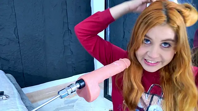 Snapshot of LizzyOlsen chatting on April 2026 05:43:02 AM LizzyOlsen online show from April 2026 05:43:02 AM