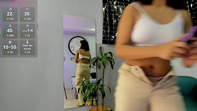 Sofia villareal online show from November 2025 12:40:01 PM