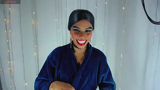 Snapshot of TheBlackwidows chatting on September 2025 06:51:02 AM TheBlackwidows online show from September 2025 06:51:02 AM