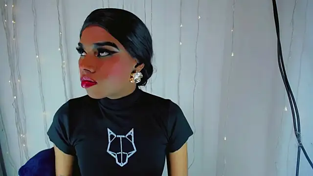 Snapshot of TheBlackwidows chatting on September 2025 06:57:02 PM TheBlackwidows online show from September 2025 06:57:02 PM