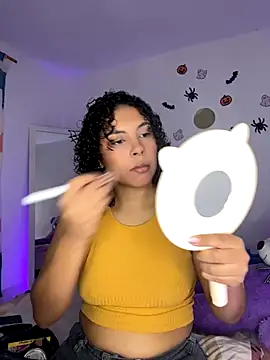 ViolettaMiller  online show from October 2025 01:13:01 PM